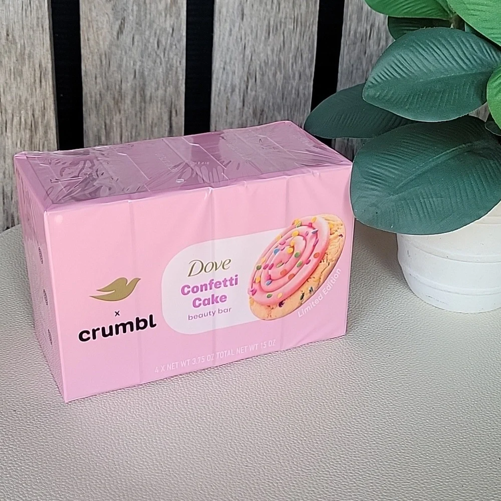 Crumbl × Dove Confetti Cake Body Bar 4 Pack - Pink - Picture 3 of 5